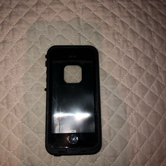 LIFEPROOF IPHONE 5/ 5s case!!!! - Picture 3 of 3